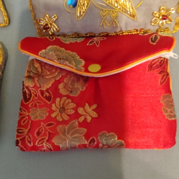 🐪 Four Tiny Little Bags! - Picture 5 of 7